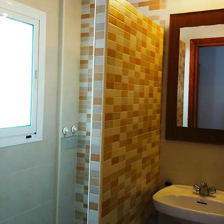 La Luna Guest house *